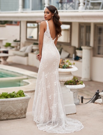 'Affordable Lace Wedding Dresses That You’ll Love' Image #3