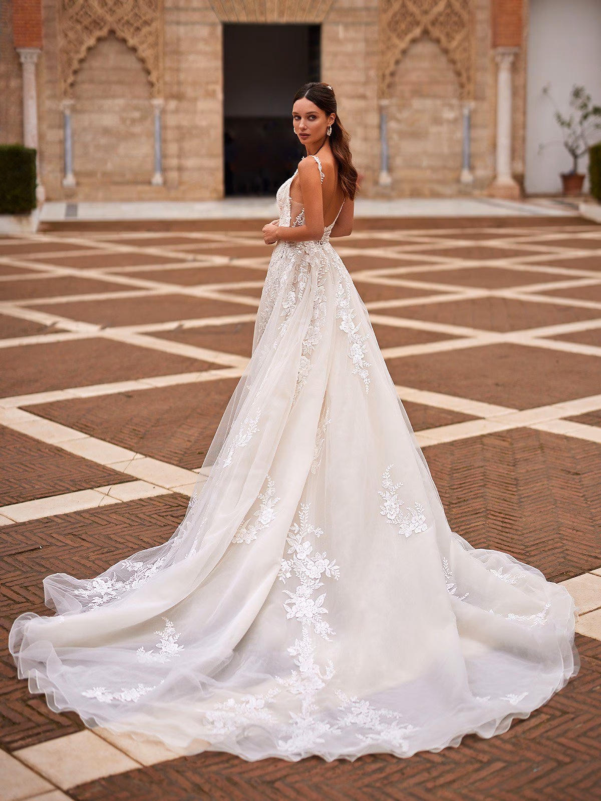 Style PAULINA Alternative view