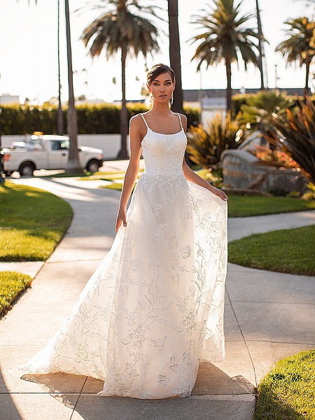 Simple Scoop Neck Lace A-line Casual Wedding Dress with Thin Straps Simply Val Stefani Boheme S2163 Simple Scoop Neck Lace A-line Casual Wedding Dress with Thin Straps Simply Val Stefani Boheme S2163