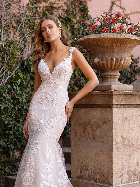 Romantic Lace Fitted Bodice with Deep Sweetheart Neckline and Lace Straps Val Stefani Fynn D8243
