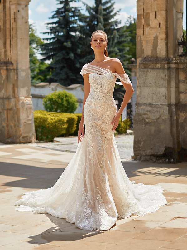 ValStefani KENSINGTON lavish designer wedding dresses for the fancy bride