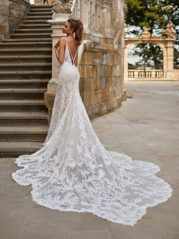 ValStefani PALAZZO lavish designer wedding dresses for the fancy bride