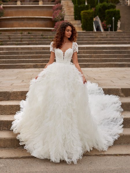 ValStefani LOLA Sparkly Strapless Sweetheart with Detachable Short Puff Sleeves Included ValStefani LOLA Sparkly Strapless Sweetheart with Detachable Short Puff Sleeves Included