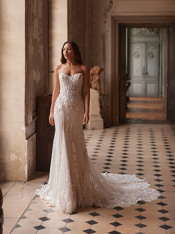 ValStefani DYNASTY Unlined pointed sweetheart basque waist sparkly mermaid wedding dress