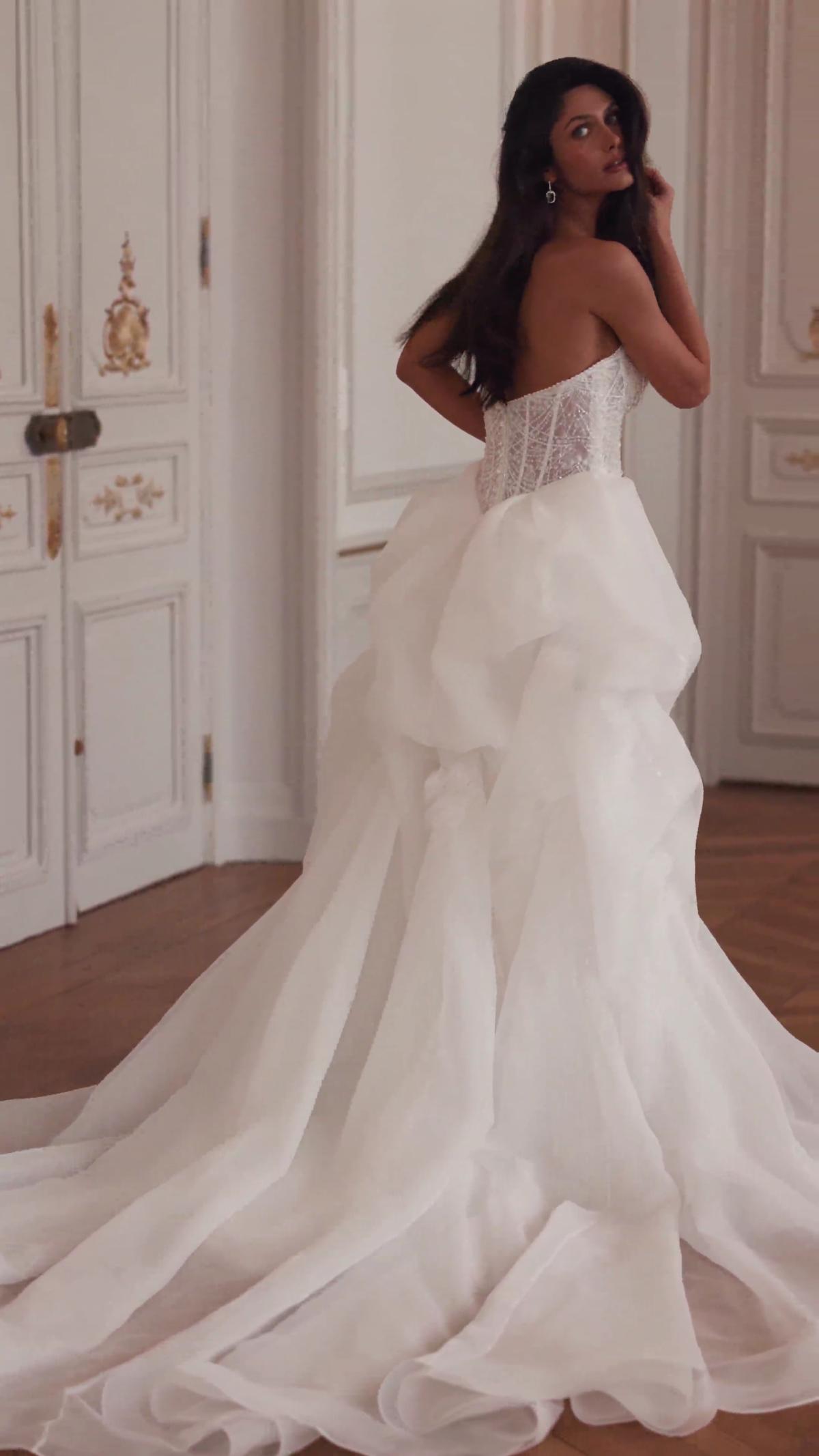 ValStefani REGALIA lavish designer wedding dresses for the fancy bride ValStefani REGALIA lavish designer wedding dresses for the fancy bride