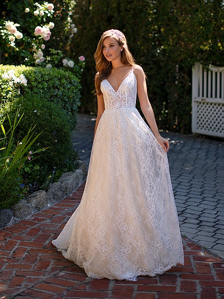 Style GIANNA embroidered lace wedding dress with deep v-neckline Style GIANNA embroidered lace wedding dress with deep v-neckline