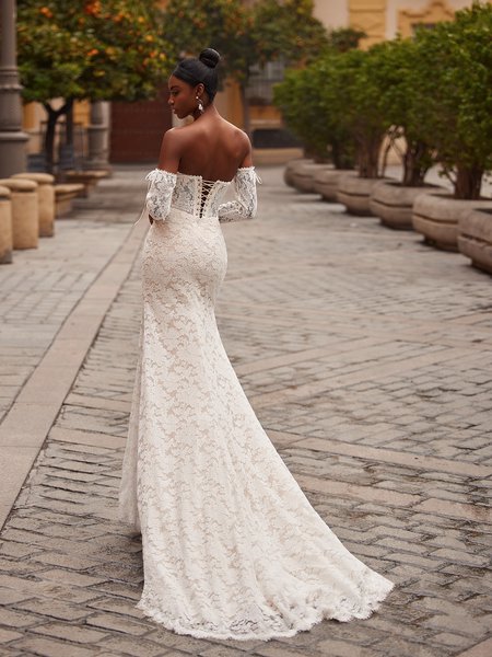 Style PALMA Eye-Catching Half Lace-Up Illusion Open Back Mermaid with Eyelash Hem Lace Trimmed Sweep Train Style PALMA Eye-Catching Half Lace-Up Illusion Open Back Mermaid with Eyelash Hem Lace Trimmed Sweep Train