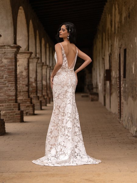 Deep Illusion V-Back with Cowl Lace Mermaid Gown with Stretch Lining and Sweep Train Style MAJORELLE Deep Illusion V-Back with Cowl Lace Mermaid Gown with Stretch Lining and Sweep Train Style MAJORELLE